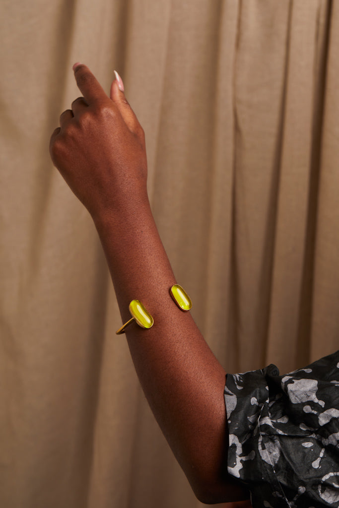 Mali Bracelet: Handcrafted Brass Bangle with Green Stone