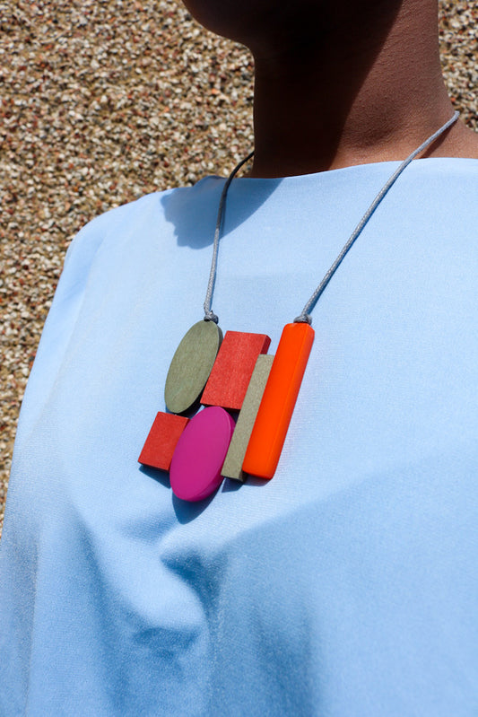 AFRICAN STYLE NECKLACE - NOA ARTY