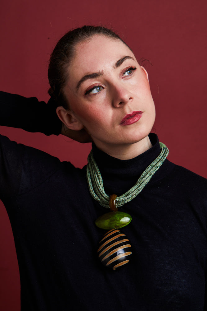 Makia Necklace - Green Boa