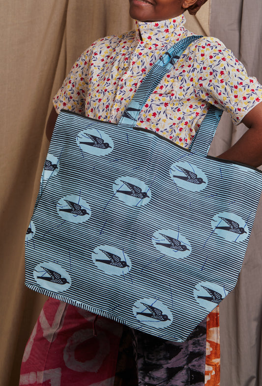 Maxi Dak Tote Bag- Blue birds - Cece Finery
