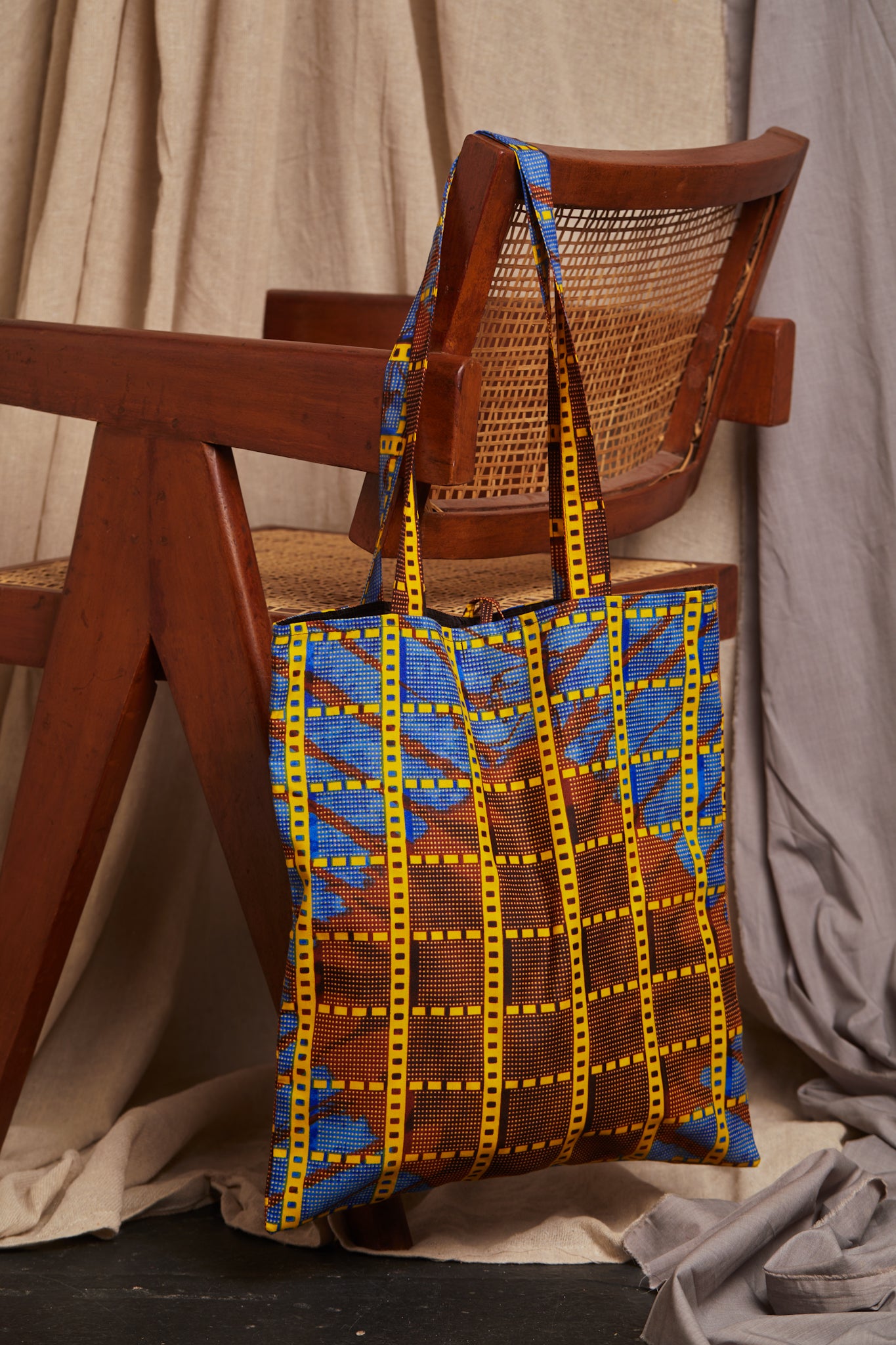 Midi Tote- Blue pixel - Cece Finery